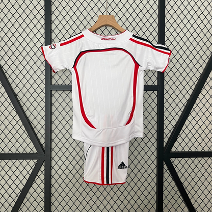 24/25 AC Milan Retro Kids Set